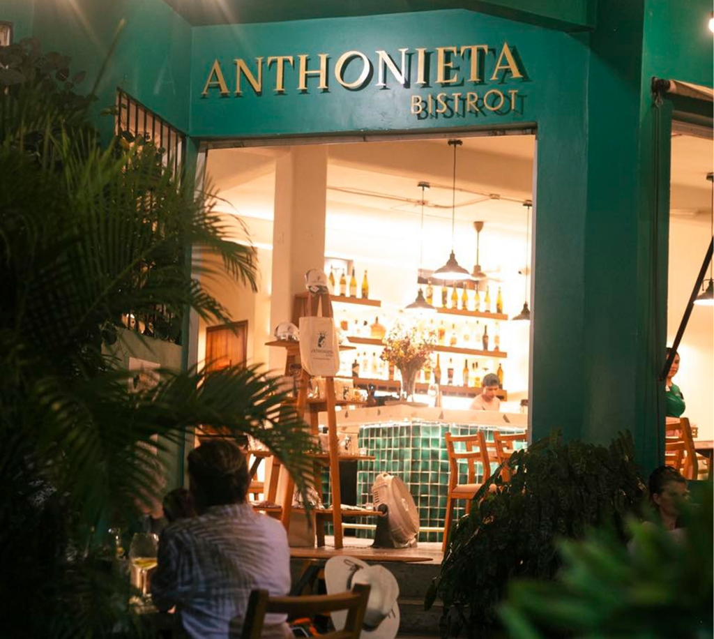 Exterior of Anthonieta Bistrot, one of the Puerto Escondido restaurants ideal for unhurried lunches near Carrizalillo, with a bistrot-style culinary approach.